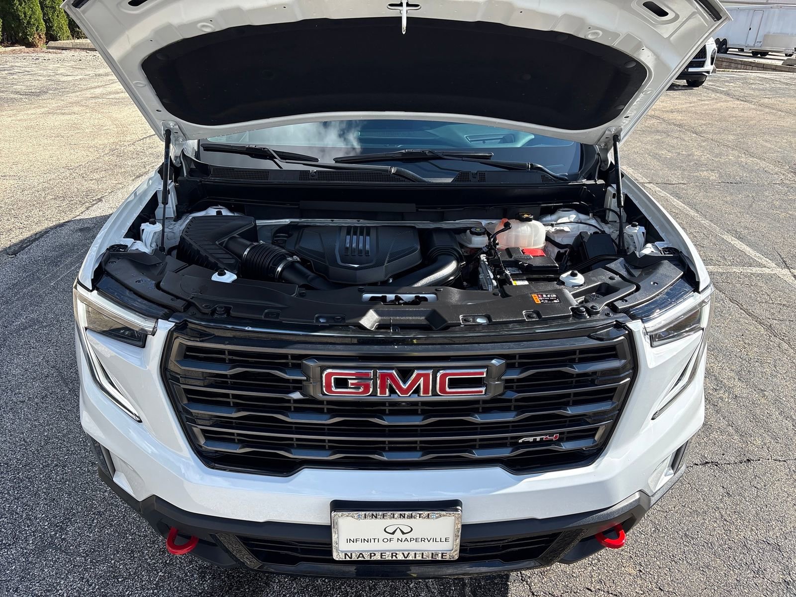 Used 2024 GMC Acadia AT4 w/ Luxury Package AWD/4WD image 22