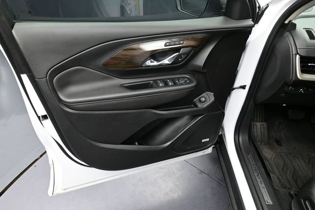 Used 2020 GMC Terrain Denali w/ LPO, Floor Liner Package AWD/4WD image 15