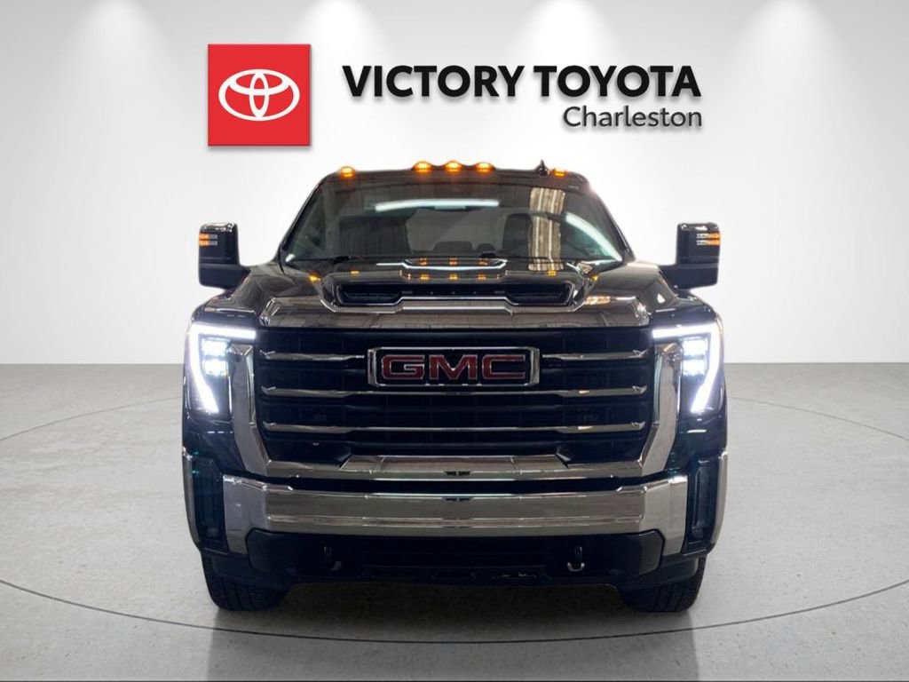 Used 2025 GMC Sierra 2500 SLT w/ SLT Convenience Package image 8