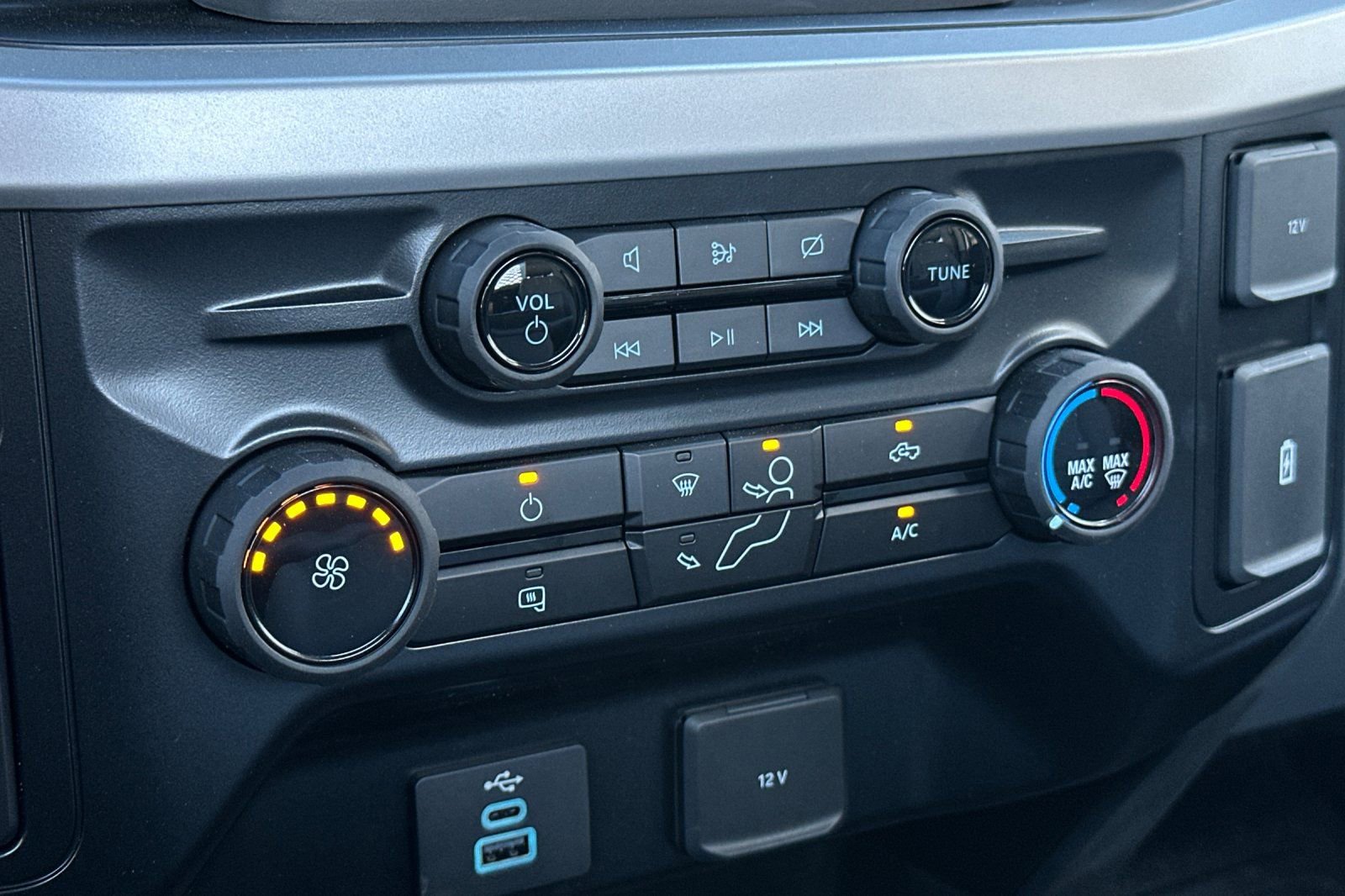 Used 2024 Ford F450 XL image 17