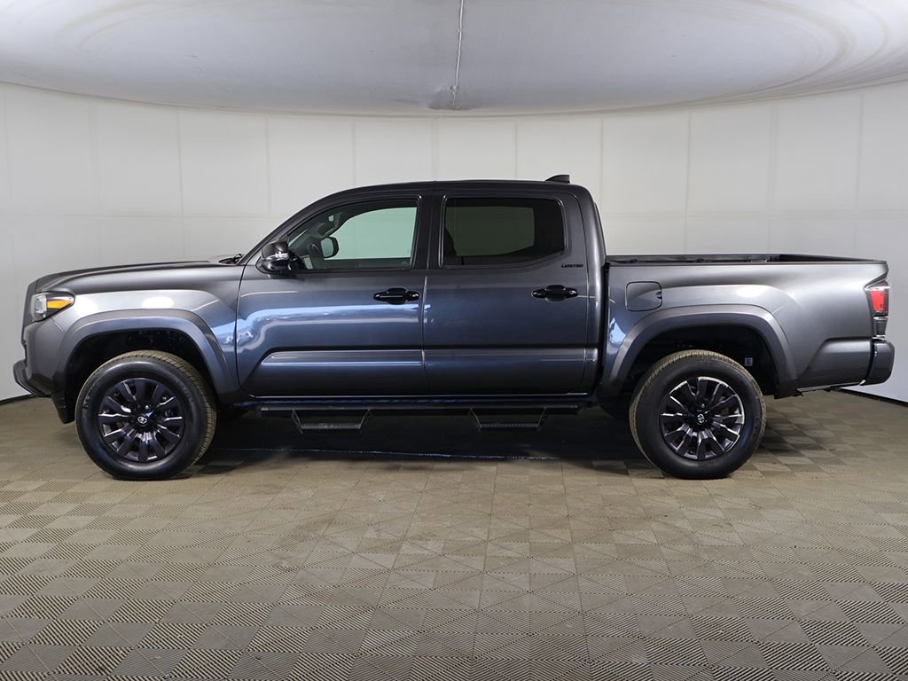 Used 2022 Toyota Tacoma Limited w/ Nightshade Package AWD/4WD image 15