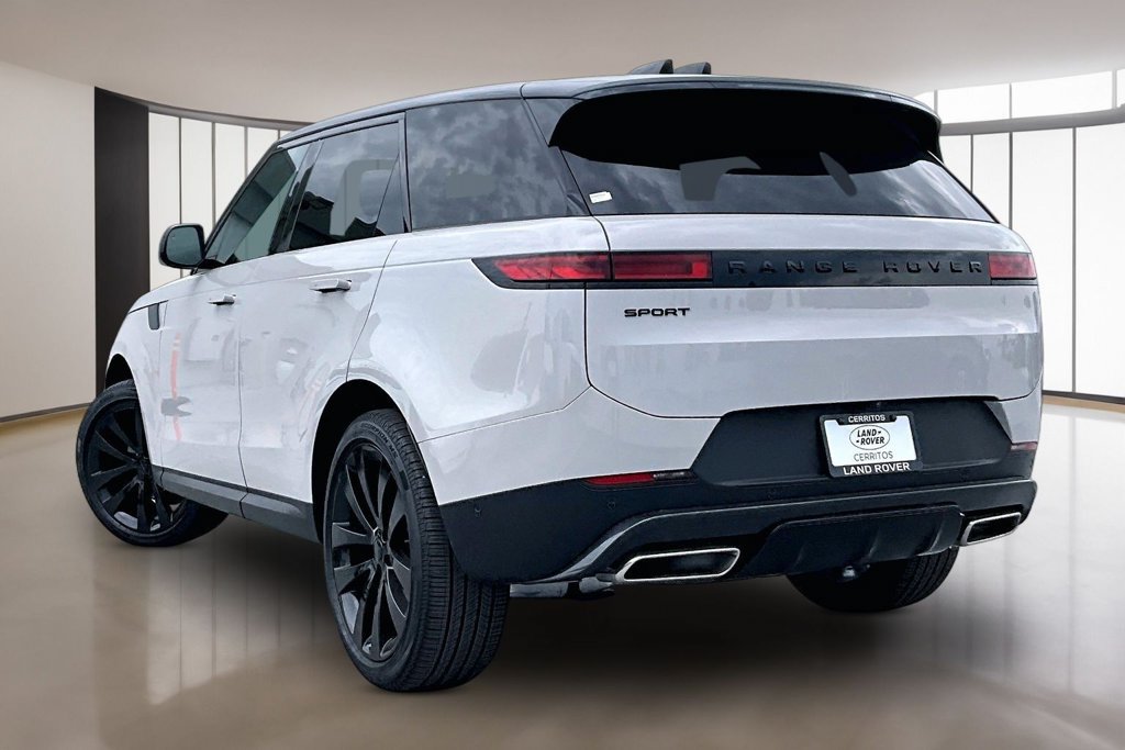 New 2026 Land Rover Range Rover Sport SE AWD/4WD image 3