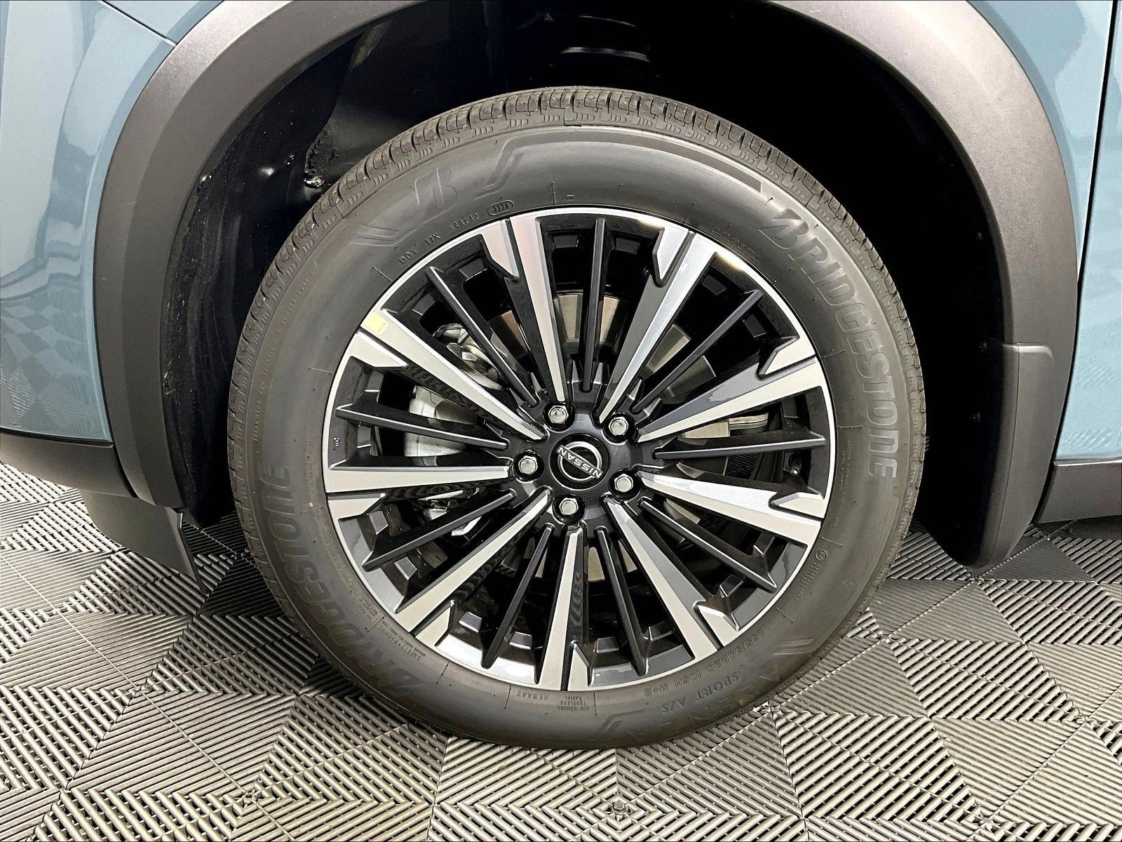 New 2026 Nissan Pathfinder Platinum AWD/4WD image 23