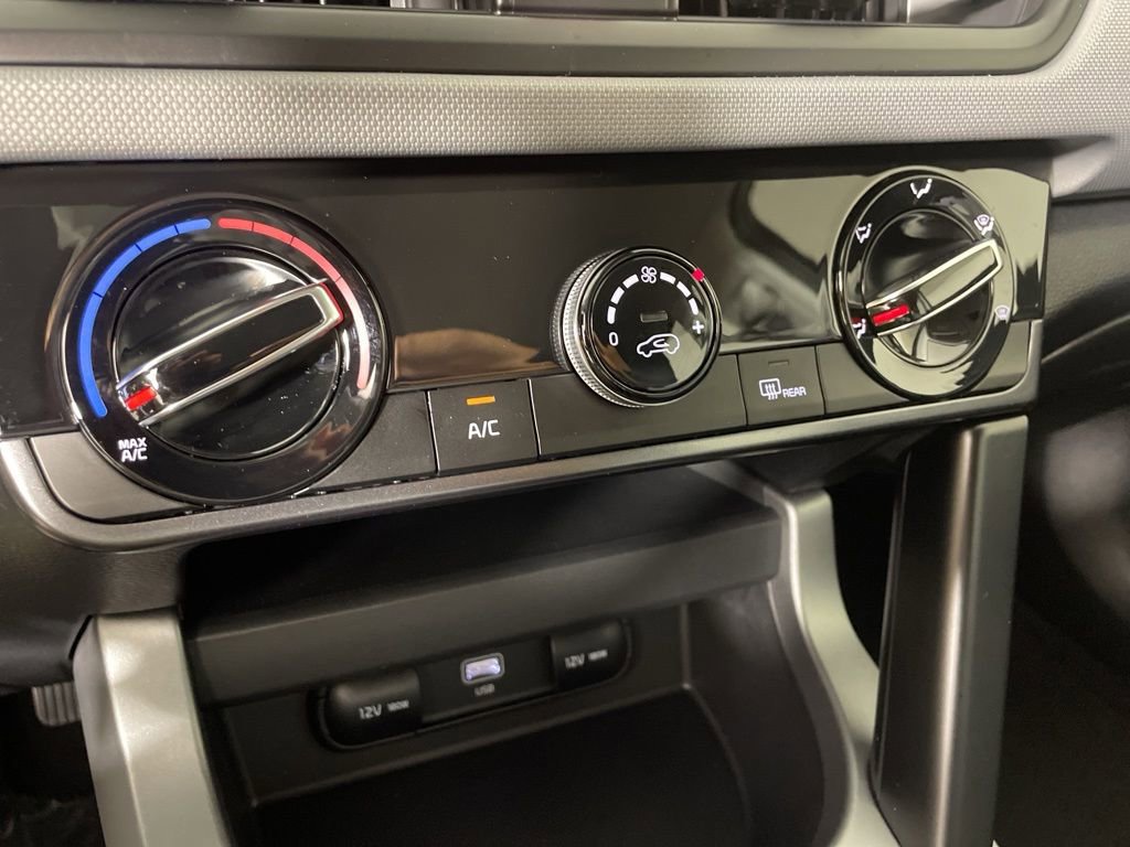 New 2026 Kia Seltos LX image 30