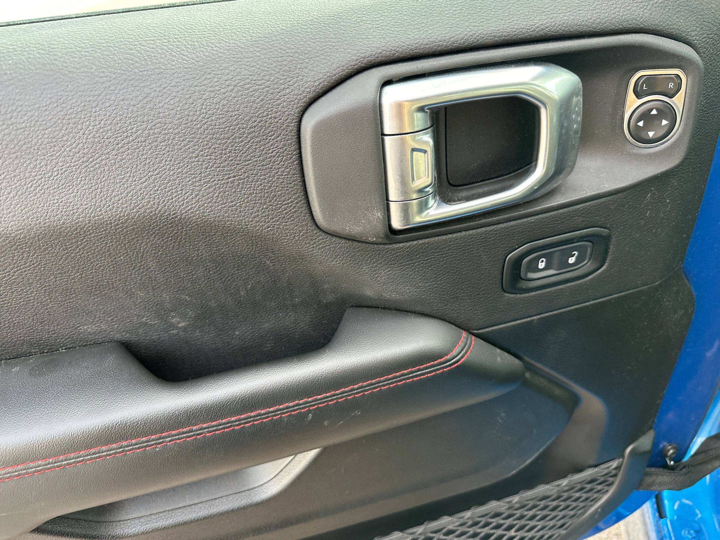 Used 2024 Jeep Wrangler Unlimited Rubicon w/ Dual Top Group image 13