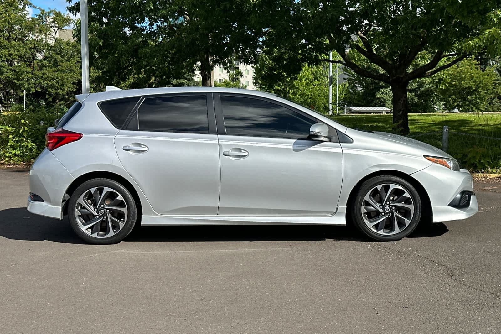 Used 2016 Scion iM FWD image 8