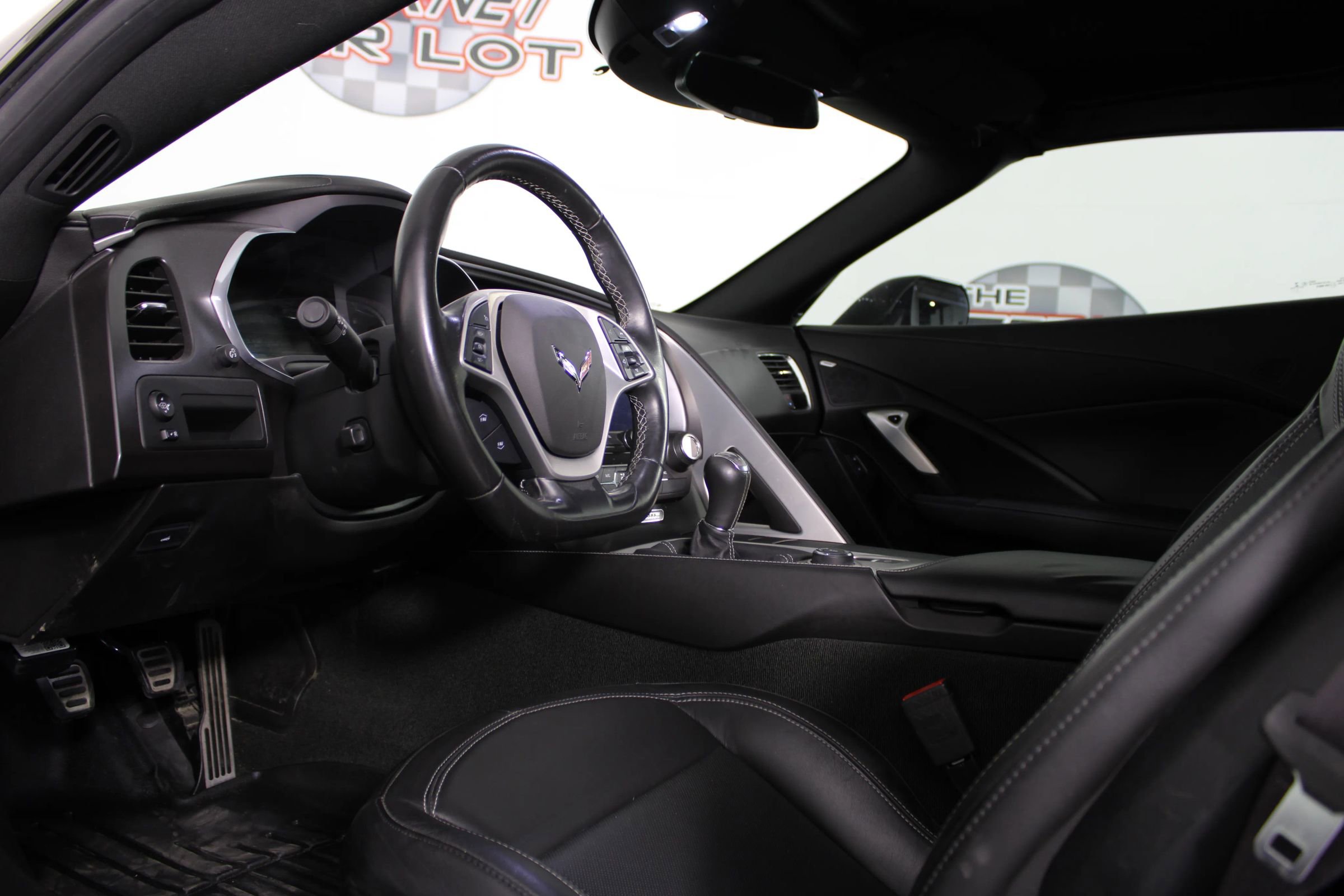 Used 2017 Chevrolet Corvette Stingray Coupe w/ Carbon Flash Badge Package image 10