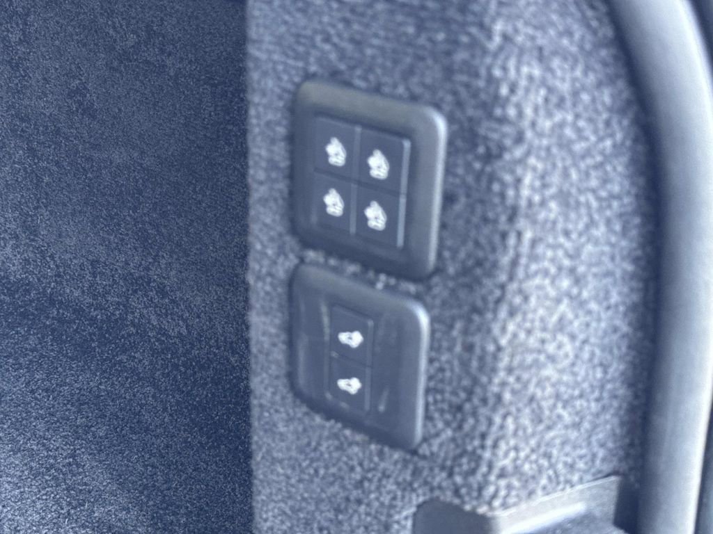 Used 2020 Land Rover Range Rover HSE AWD/4WD image 7