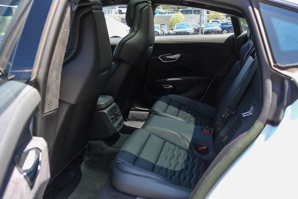 Used 2024 Audi e-tron GT Prestige w/ Prestige Package AWD/4WD image 17