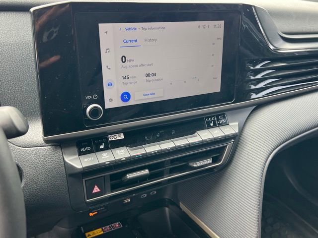 Used 2025 Toyota Camry SE w/ Convenience Package AWD/4WD image 19