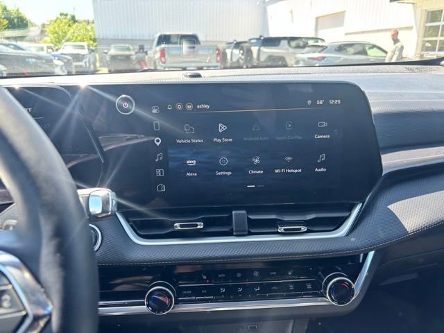 Used 2025 Chevrolet Equinox LT w/ Convenience Package II AWD/4WD image 10