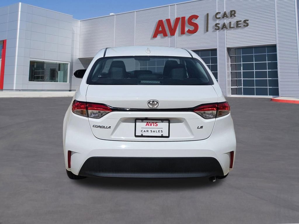 Used 2025 Toyota Corolla LE image 5