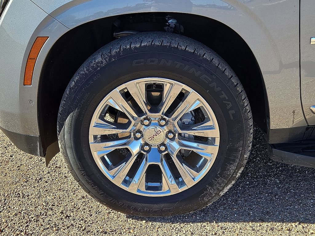 Used 2025 GMC Yukon Denali image 11