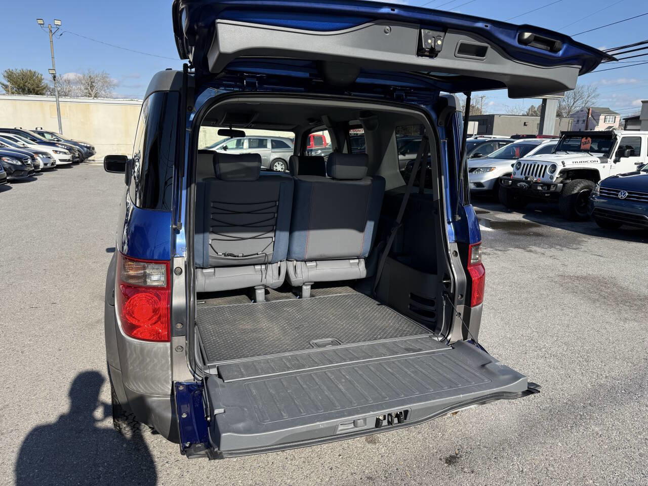 Used 2004 Honda Element EX image 19