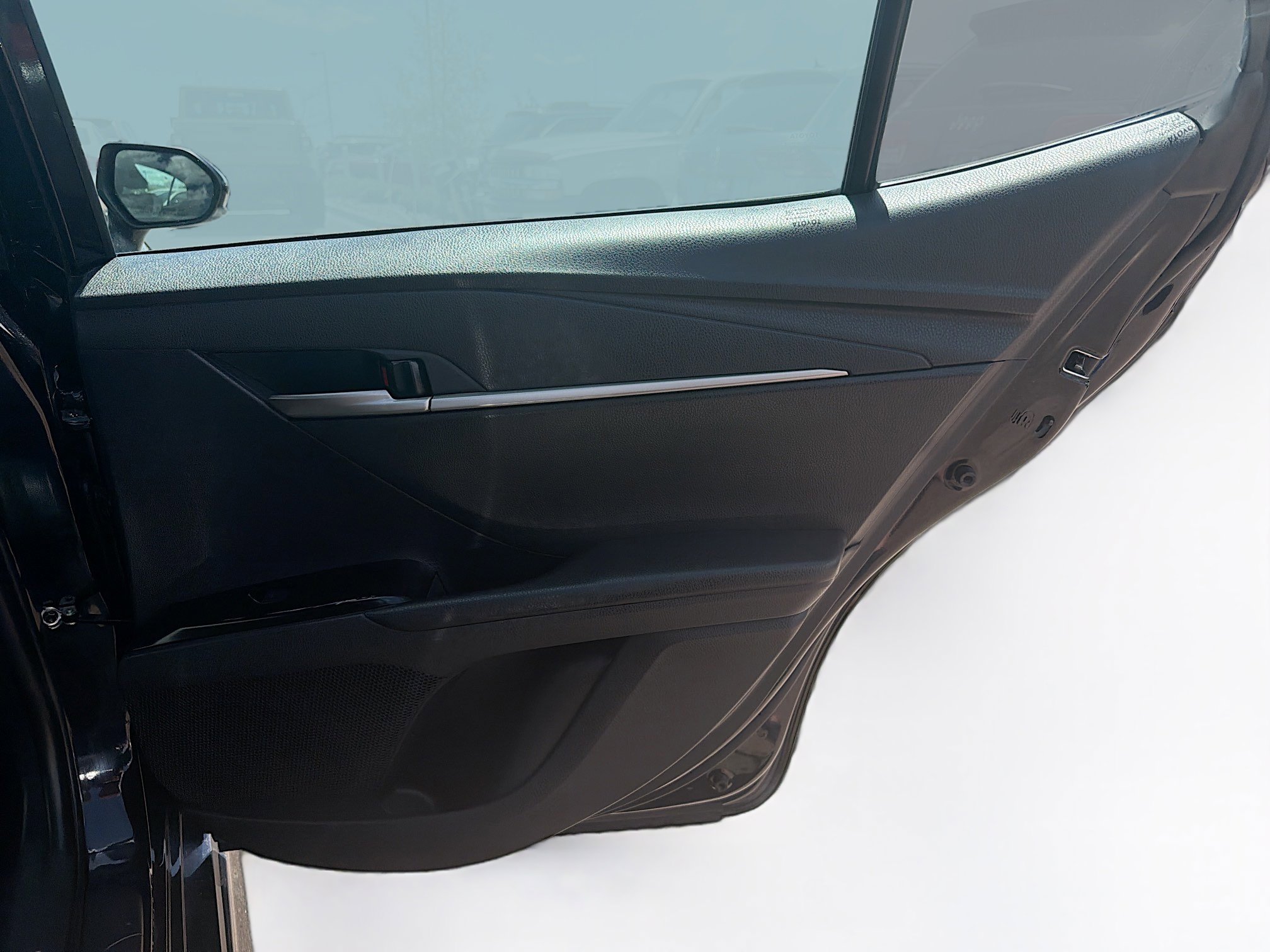 Used 2026 Toyota Camry SE FWD image 30