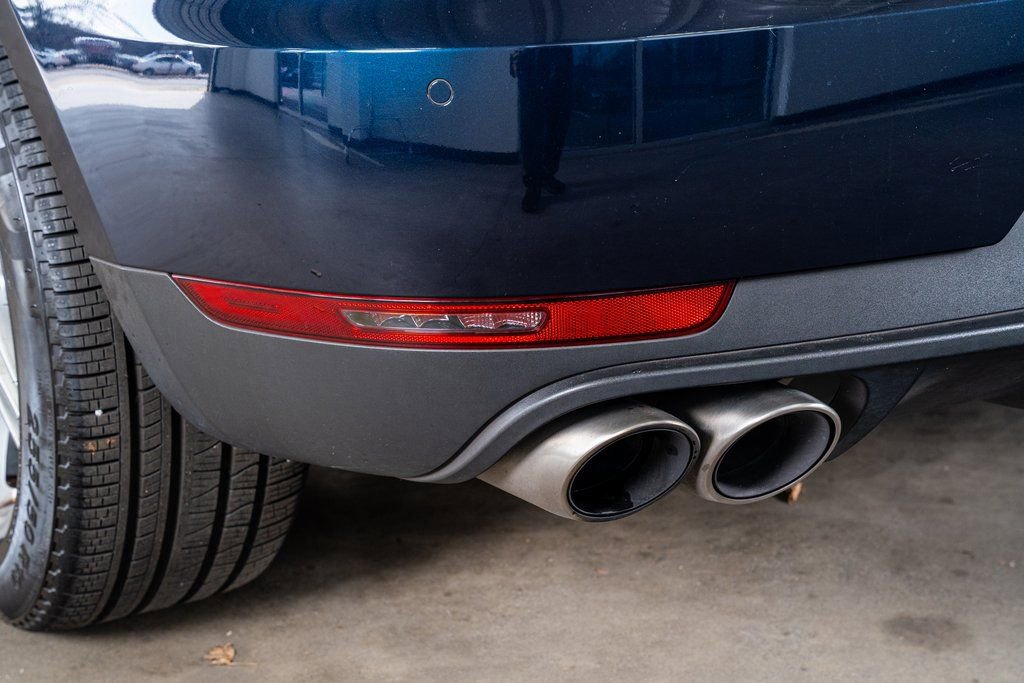 Used 2021 Porsche Macan S image 24