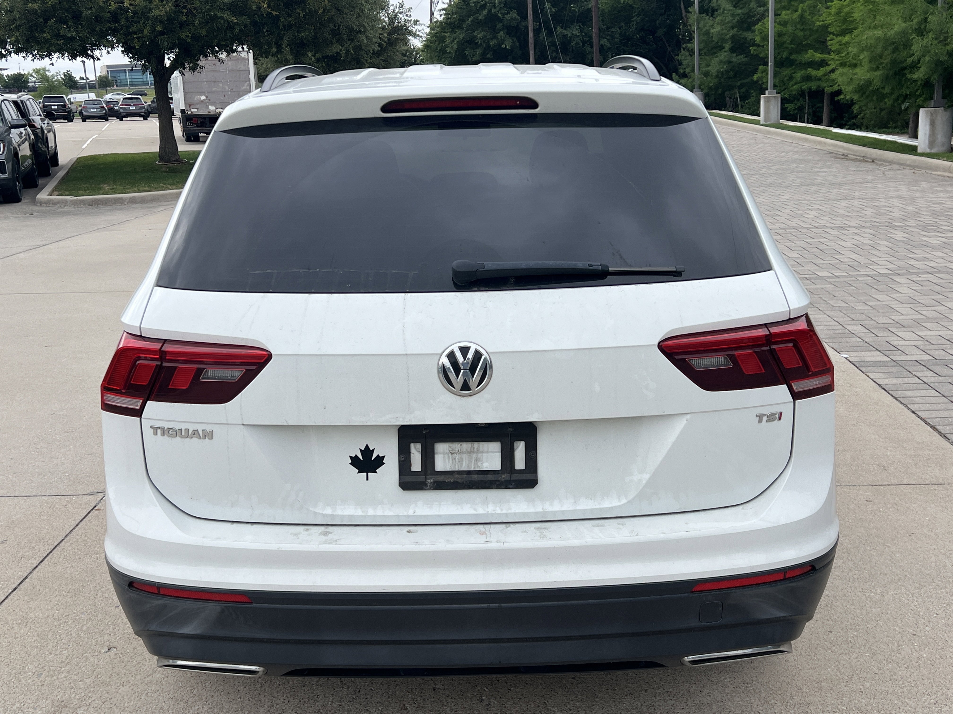 Used 2018 Volkswagen Tiguan S FWD image 9