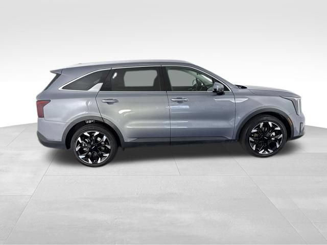 Certified 2025 Kia Sorento SX FWD image 6