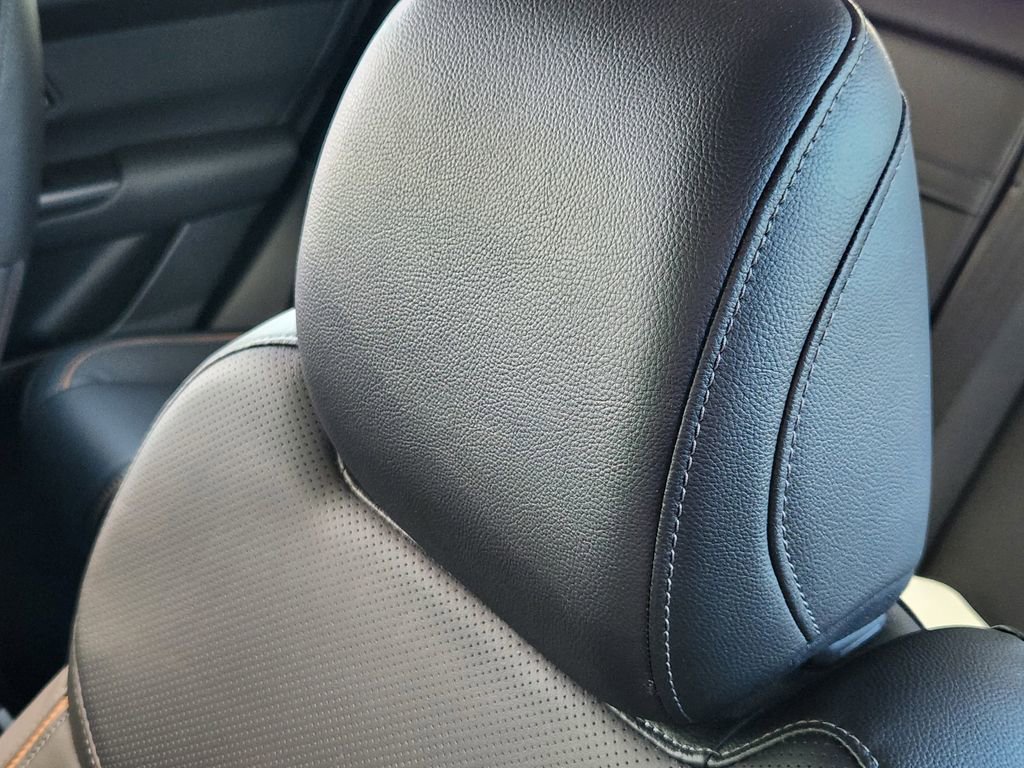 Used 2025 MAZDA CX-50 AWD 2.5 Turbo w/ Premium Pkg image 13