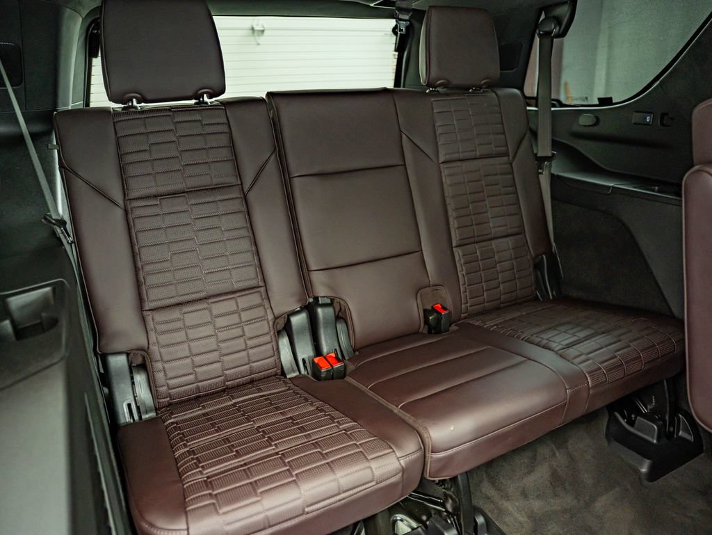 Used 2024 Cadillac Escalade Sport Platinum w/ Heavy-Duty Trailer Package AWD/4WD image 42