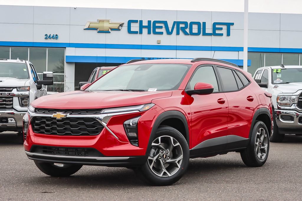 Used 2026 Chevrolet Trax LT w/ Sunroof Package