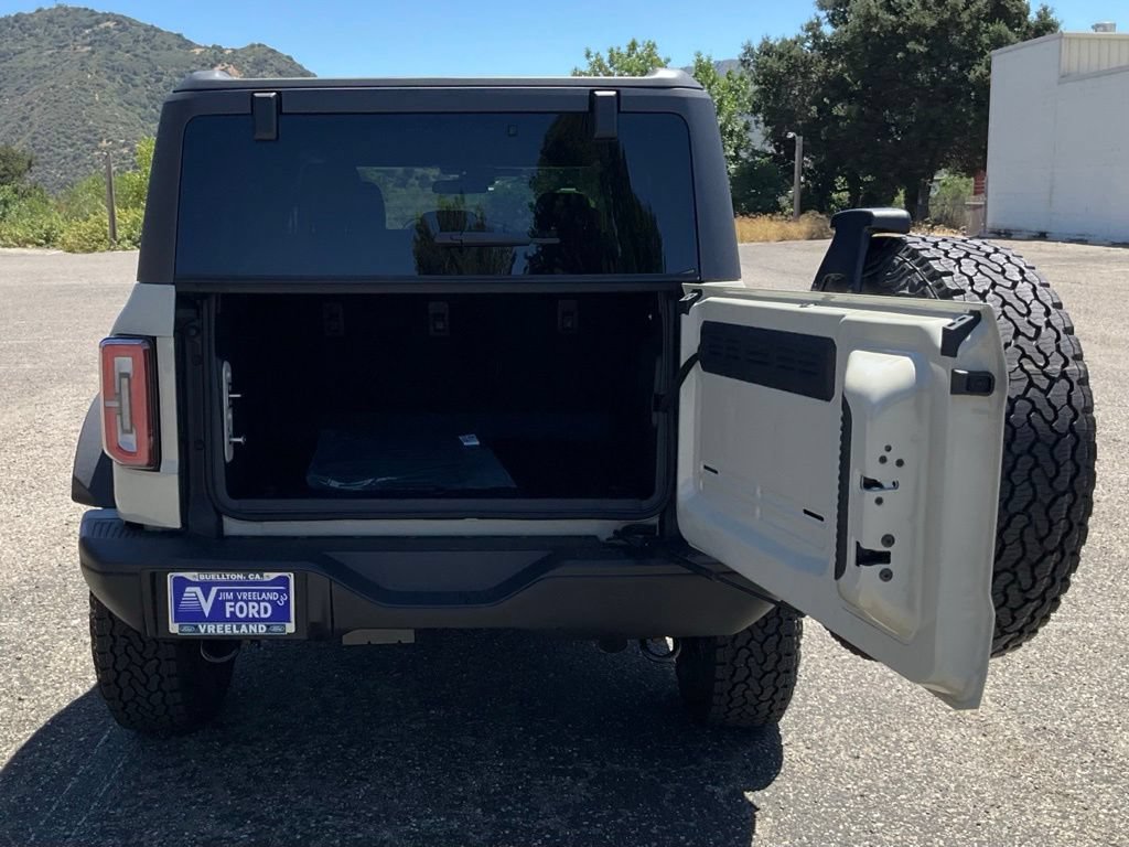 Used 2026 Ford Bronco Badlands AWD/4WD image 13
