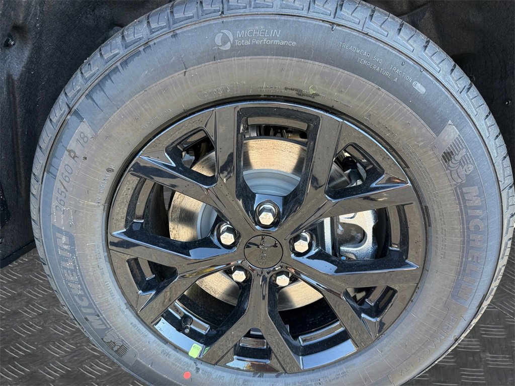 New 2025 Jeep Grand Cherokee L Altitude image 19