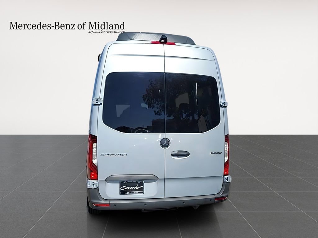 New 2026 Mercedes-Benz Sprinter 2500 image 3