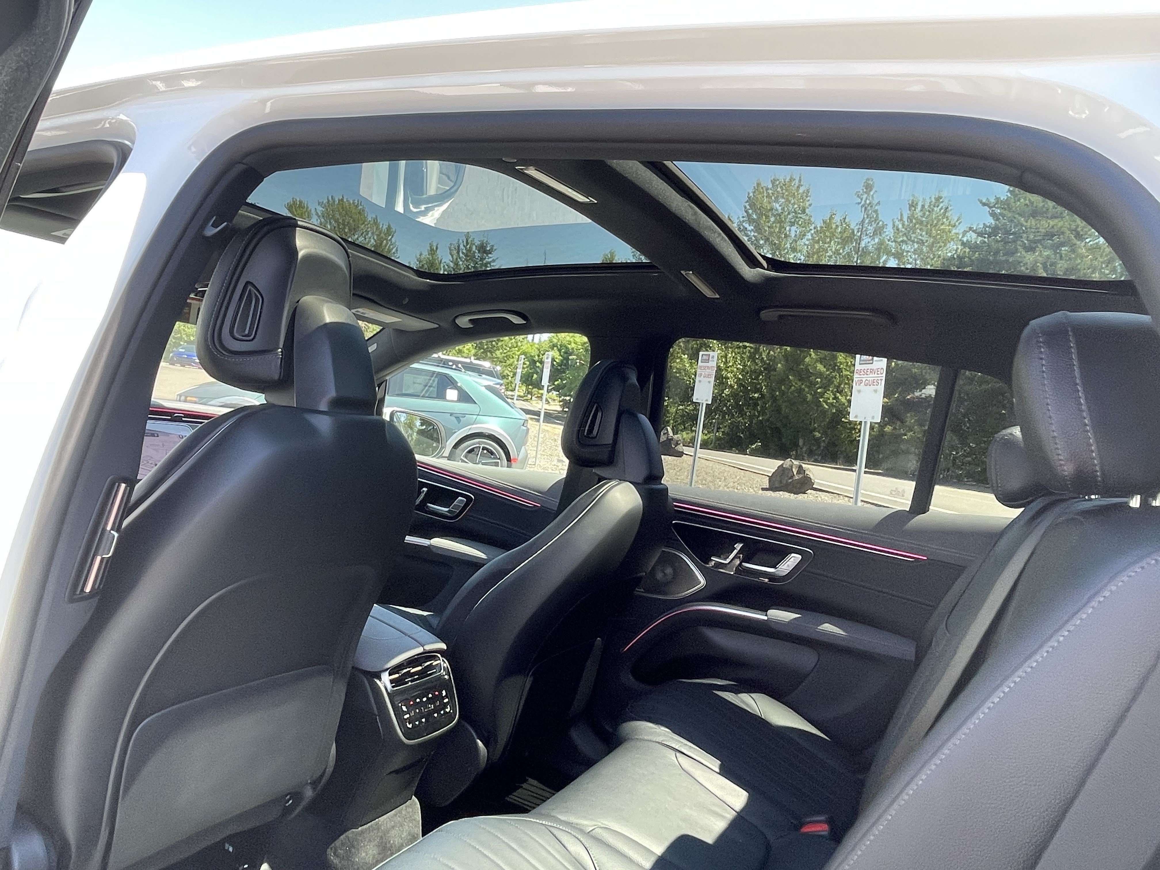 Used 2023 Mercedes-Benz EQS 450+ 4MATIC SUV image 17