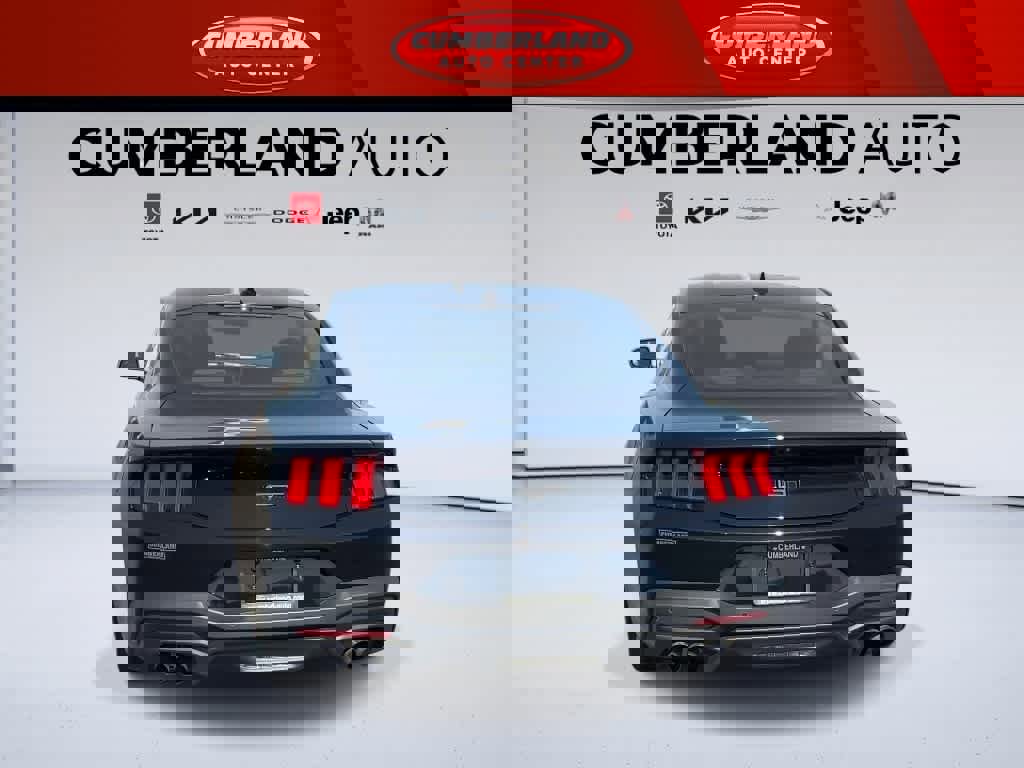 Used 2025 Ford Mustang GT RWD image 7