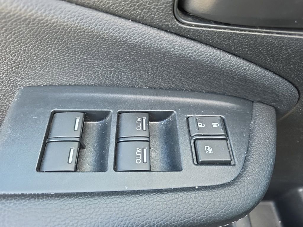 Used 2023 Honda Passport EX-L image 12