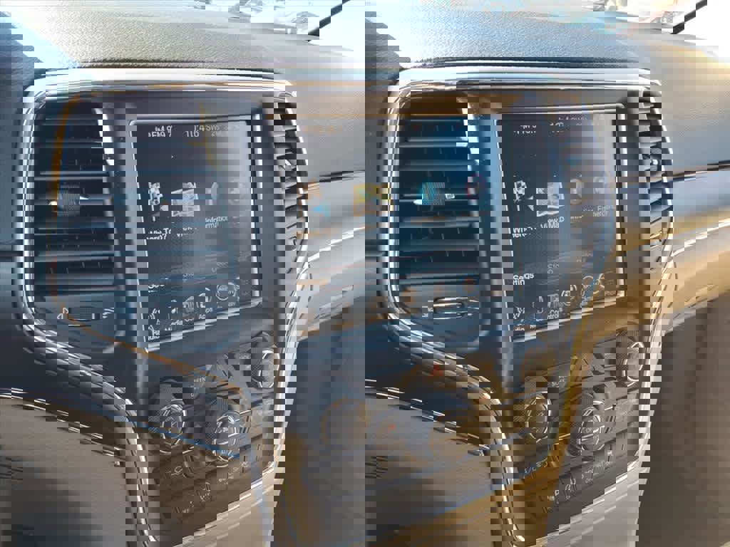 Used 2016 Jeep Grand Cherokee Limited image 10