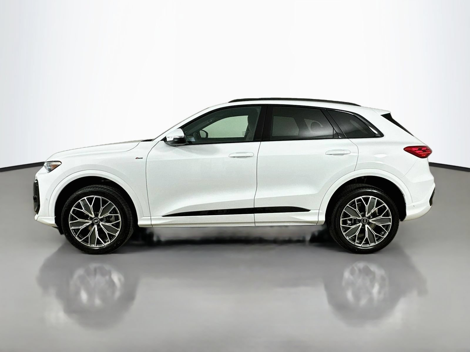 New 2026 Audi Q5 Premium Plus AWD/4WD image 8