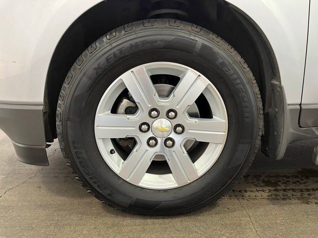 Used 2010 Chevrolet Traverse LT w/ LPO, 'HIT The Road' Package image 22