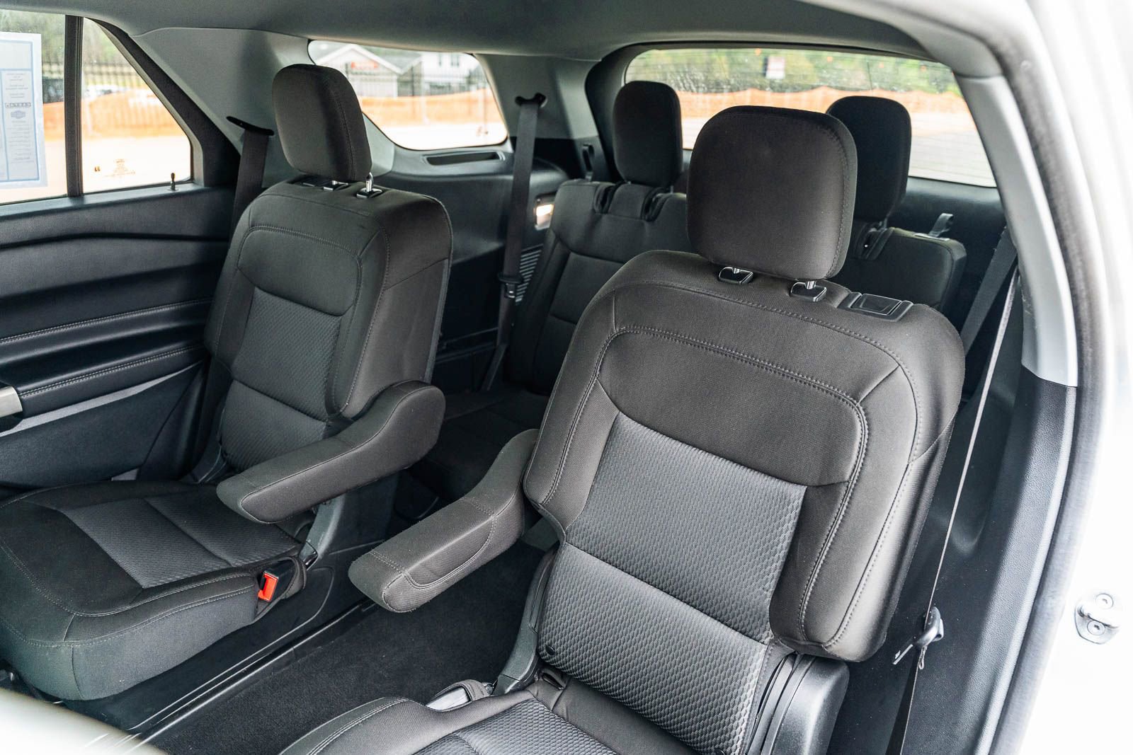 Certified 2022 Ford Explorer XLT RWD image 21