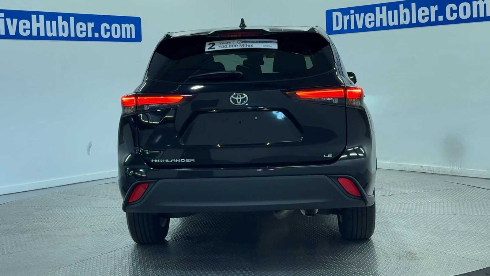 Used 2025 Toyota Highlander LE FWD image 7
