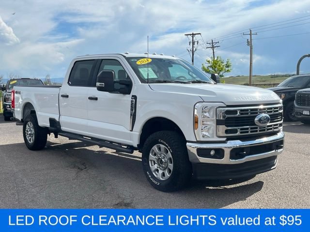 Used 2024 Ford F250 XLT w/ FX4 Off-Road Package AWD/4WD image 9