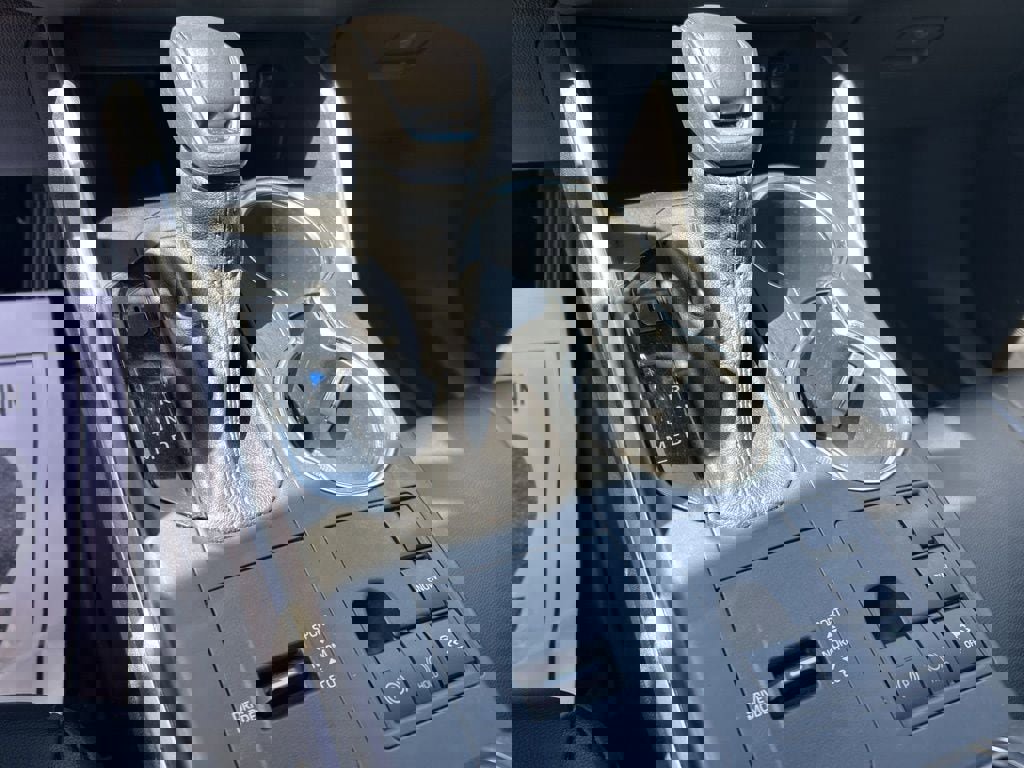 Used 2023 Toyota Highlander XLE image 11