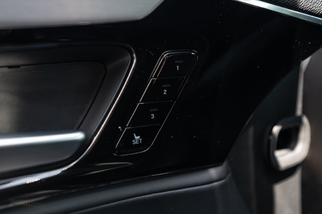 New 2026 Acura MDX w/ Technology Package AWD/4WD image 25