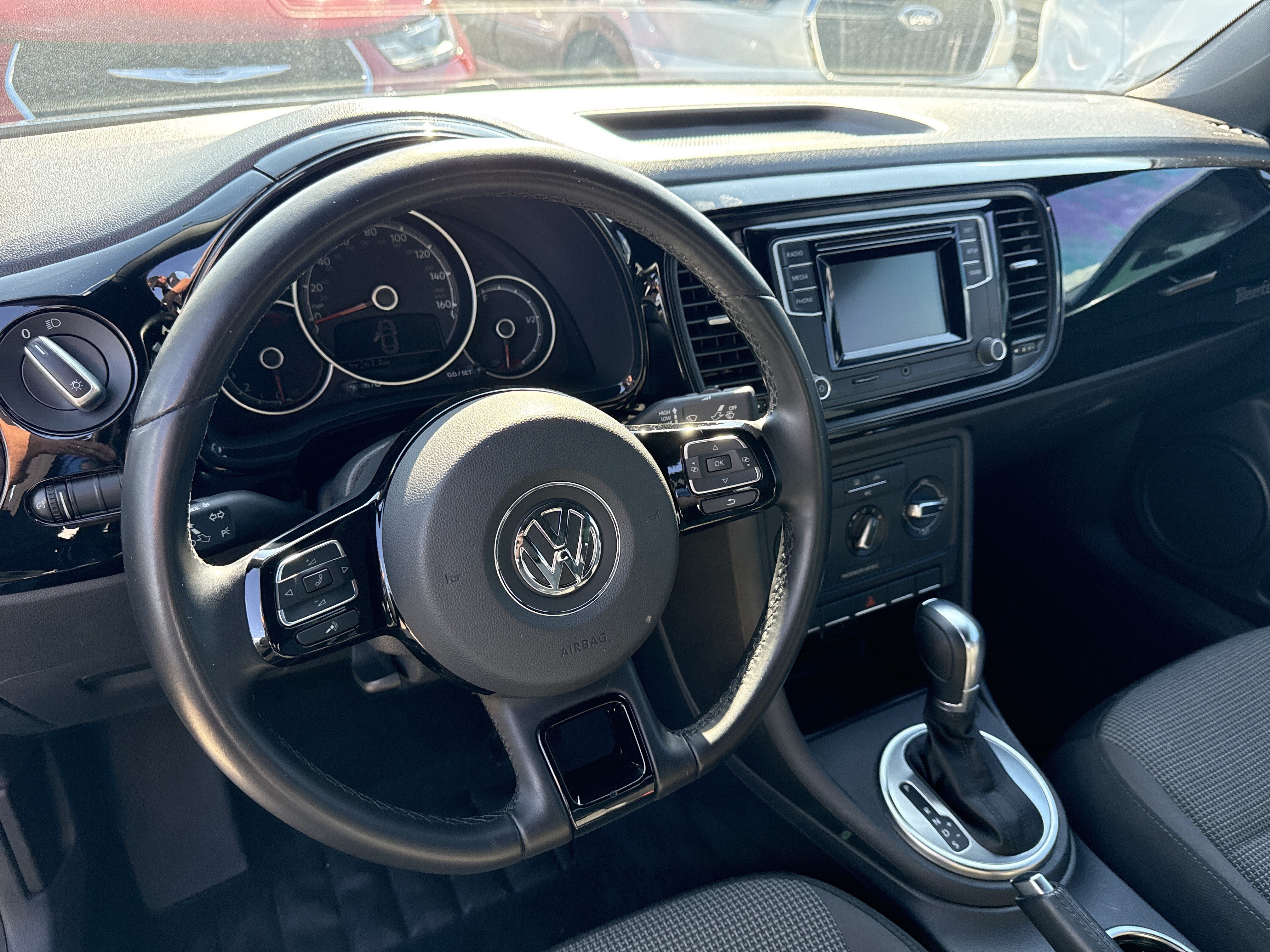 Used 2019 Volkswagen Beetle 2.0T S FWD image 10