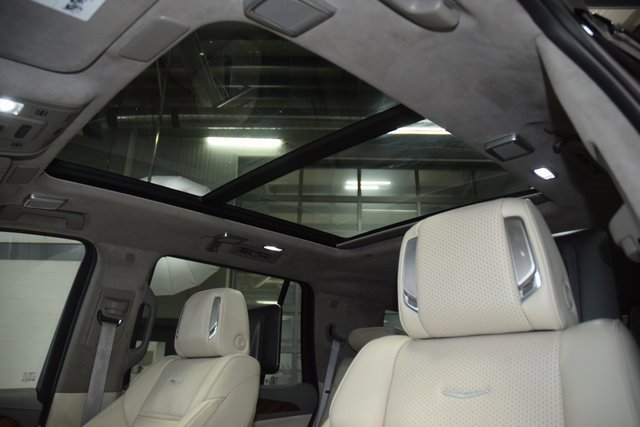 Used 2022 Cadillac Escalade Sport Platinum image 54