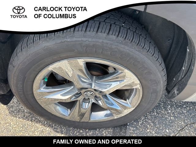 Used 2019 Toyota Highlander Limited Platinum w/ Carpet Mat Package (TMS) AWD/4WD image 6