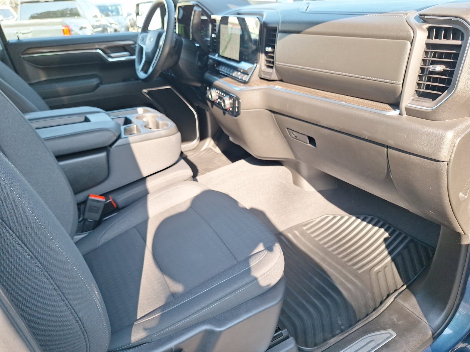 Used 2024 Chevrolet Silverado 1500 RST AWD/4WD image 34