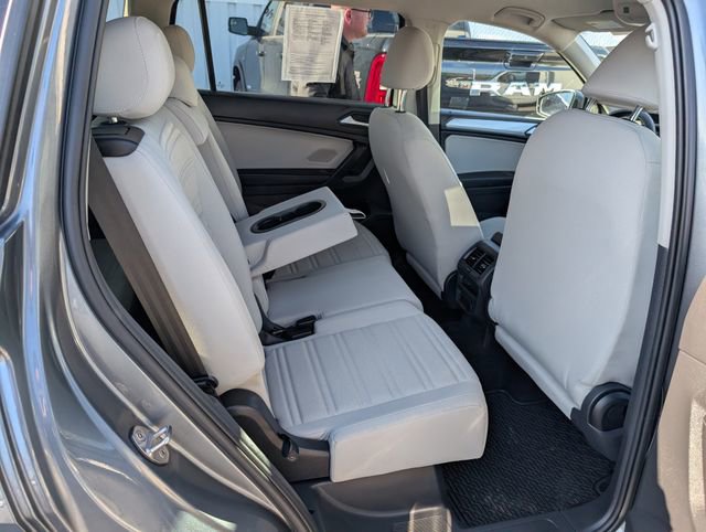 Used 2022 Volkswagen Tiguan S image 29