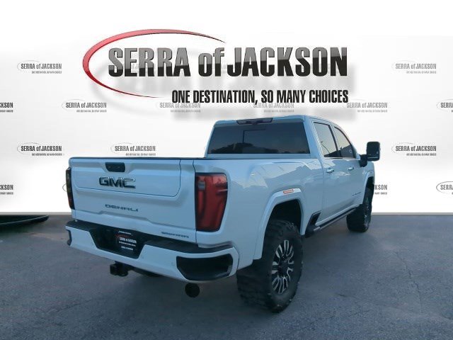 Used 2024 GMC Sierra 2500 Denali Ultimate w/ Max Trailering Package image 9