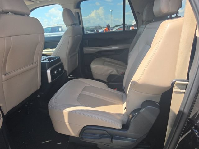 Used 2024 Ford Expedition Max Limited RWD image 13