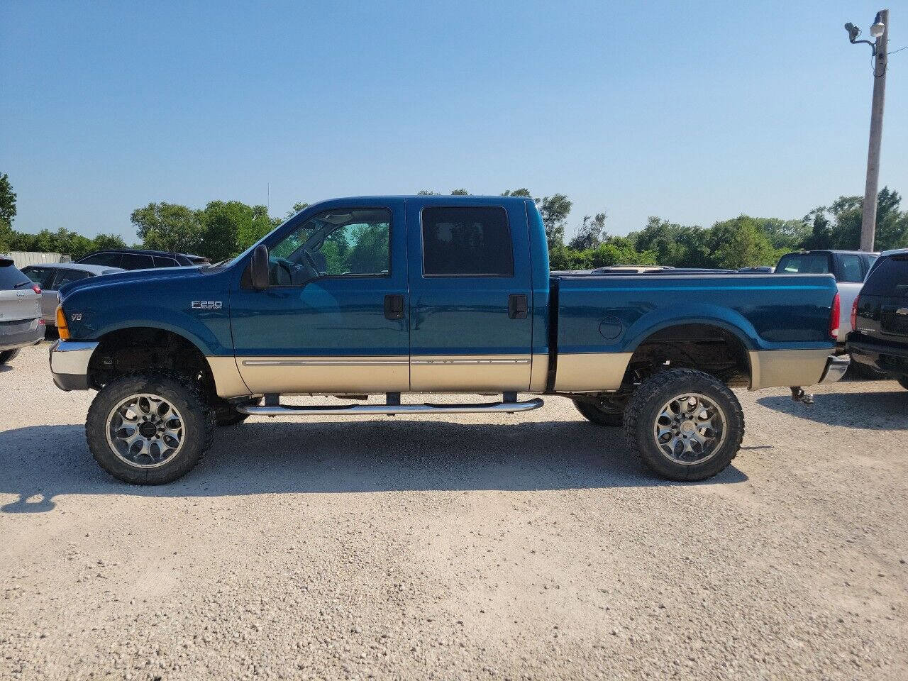 Used 2000 Ford F250 Lariat image 5
