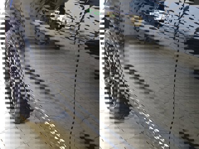 Used 2014 Ford Explorer XLT w/ Equipment Group 202A image 17