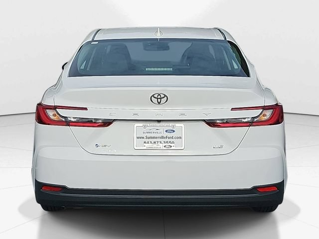 Used 2025 Toyota Camry LE FWD image 5