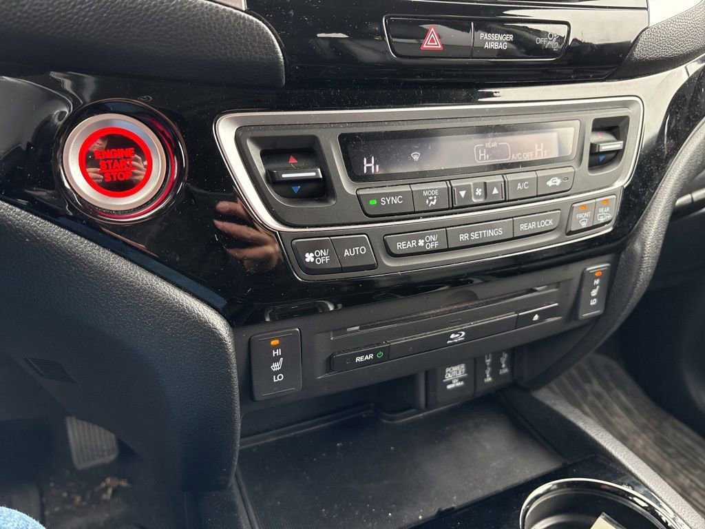 Used 2017 Honda Pilot Touring image 25